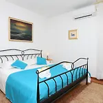 Apartment Apartments With Wifi Split - 11783 *