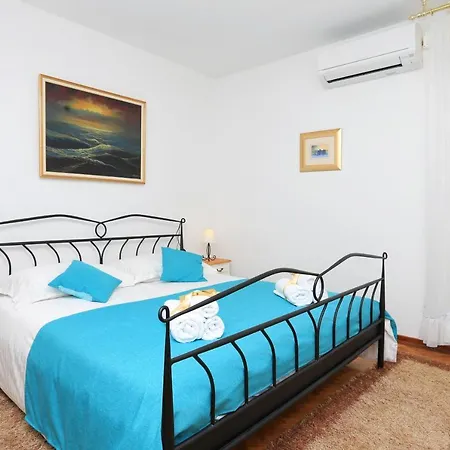 Apartmán With Wifi - 11783 *